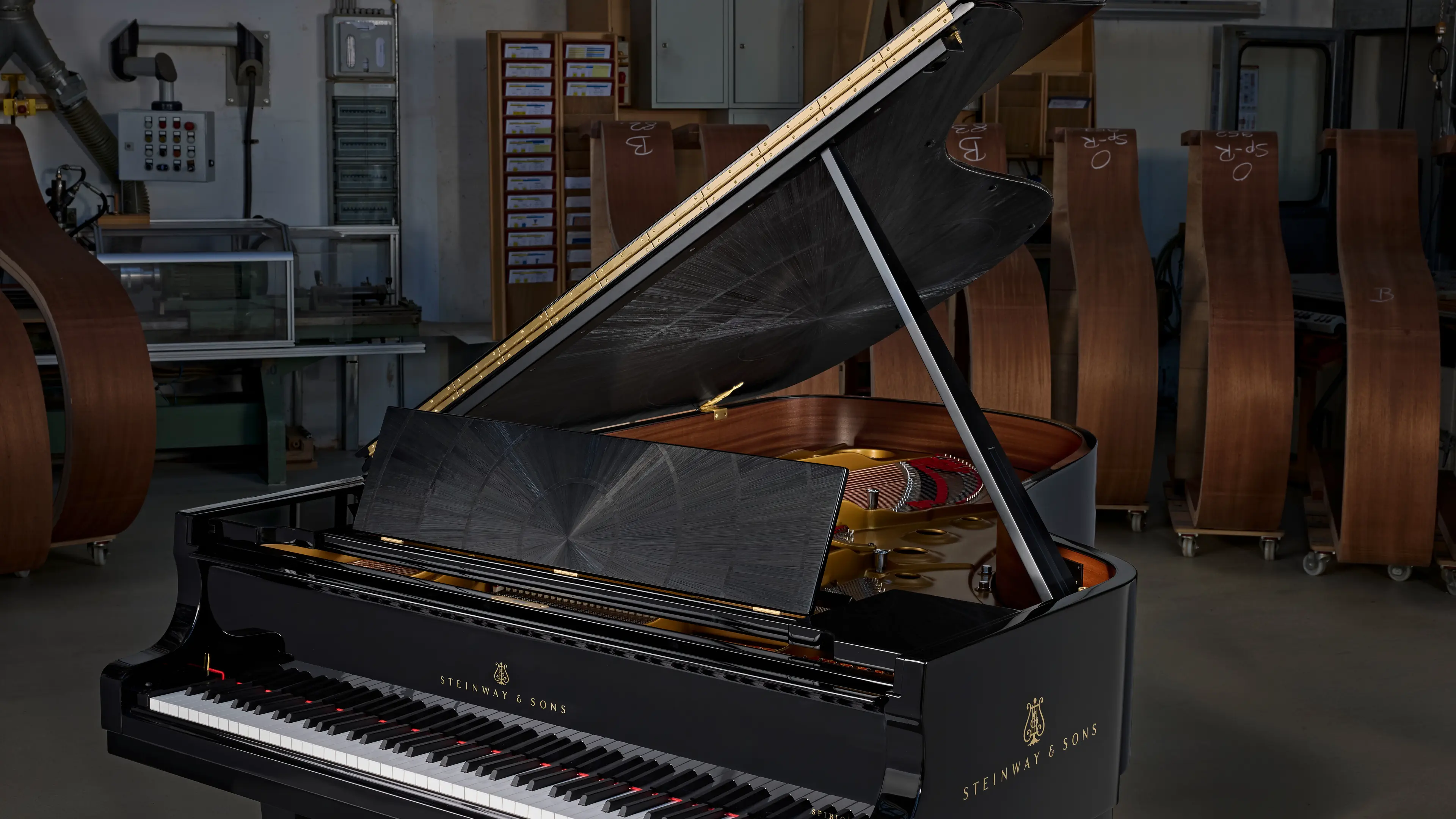 Steinway Straw Marquetry Flügel